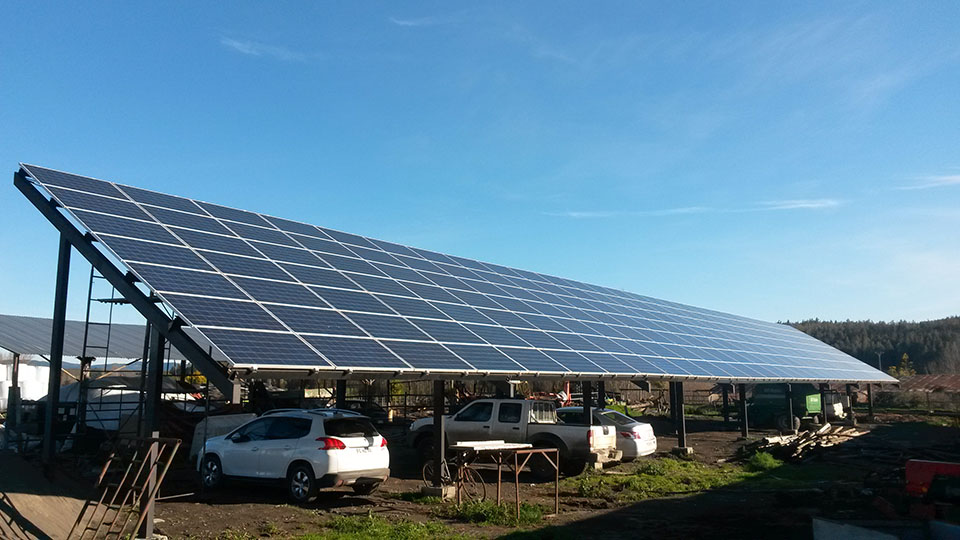 Sistema Fotovoltaico en estacionamiento